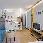 Center * بلاغويفغراد