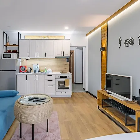 Center * Μπλαγκόεβγκραντ